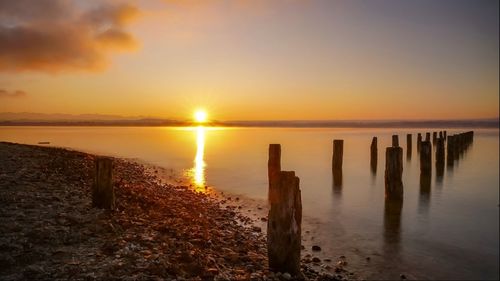 Sunset at starnberger see on a november evening