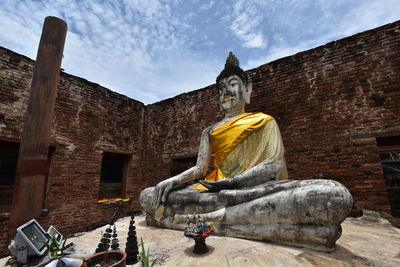 Buddha image