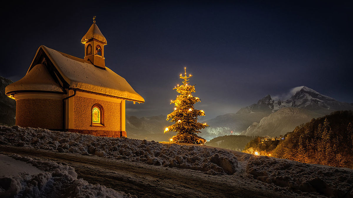 place of worship, architecture, religion, illuminated, built structure, winter, night, spirituality, building exterior, christmas tree, history, christmas, tree, christmas lights, no people, travel destinations, outdoors, sky