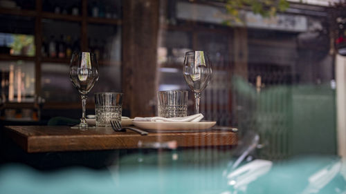 Empty tables at restaurants during lockdown in madrid