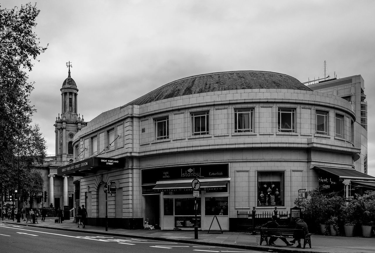 VIEW OF BUILDING EXTERIOR