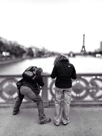 focus on foreground