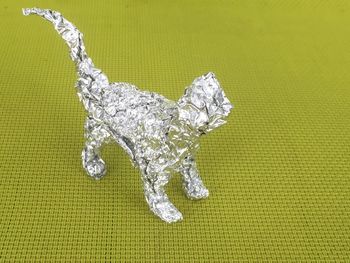 Detail shot of water drops on leaf