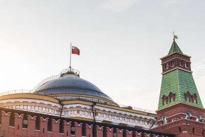 Moscow kremlin flag of the russian federation official place