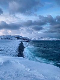 Winter beauty of the sea