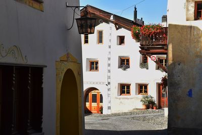 Exterior of house against sky