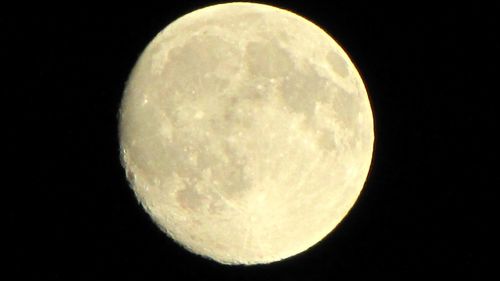 Scenic view of moon in sky