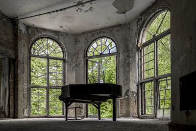 Piano in abandoned building