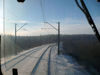 Road passing through field