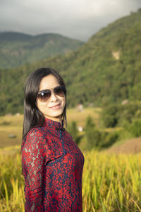 Portrait of a smiling young woman