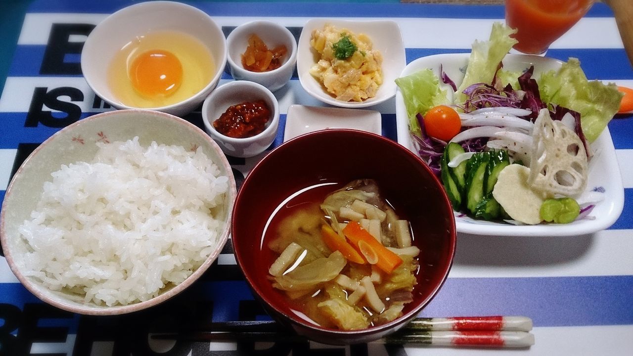 food and drink, food, indoors, freshness, ready-to-eat, plate, table, healthy eating, bowl, meal, still life, serving size, high angle view, vegetable, meat, indulgence, noodles, close-up, seafood, chopsticks