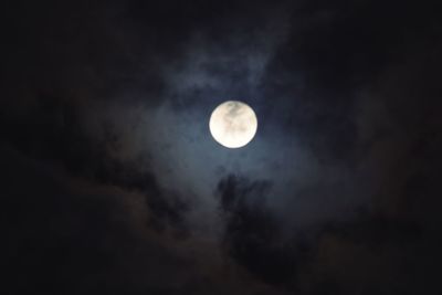 Low angle view of moon in sky