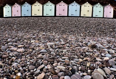 Surface level of pebbles