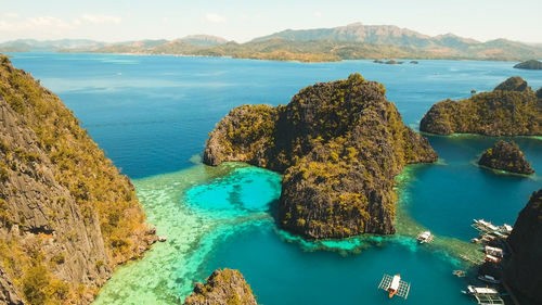 Beautyful lagoon in kayangan lake, philippines, coron, palawan.