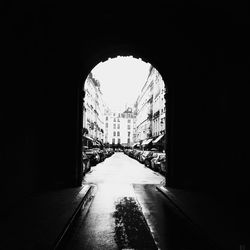 Arch bridge in tunnel