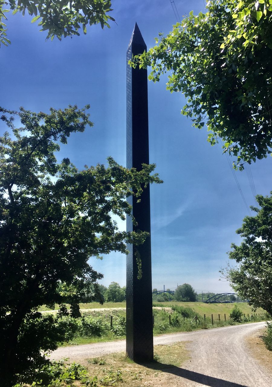 LOW ANGLE VIEW OF TOWER AGAINST SKY