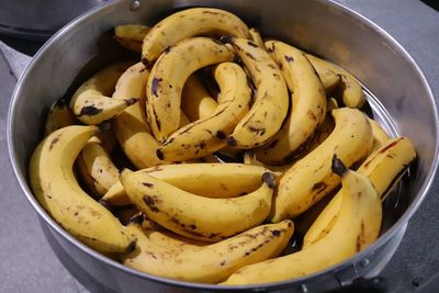 High angle view of bananas in bowl on table