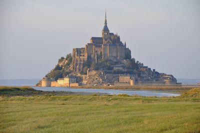 Mont saint michel, the couesnon and salt marshes