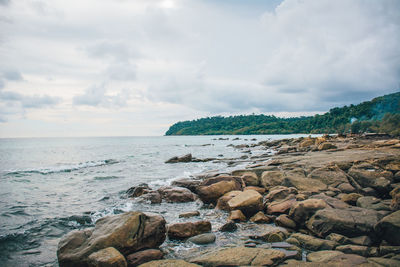 Scenic view of sea against sky