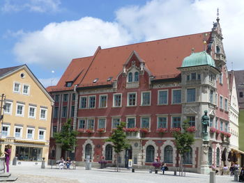 Buildings in city