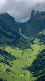 My very first visit in switzerland, started to discover interlaken area. worth it.. 