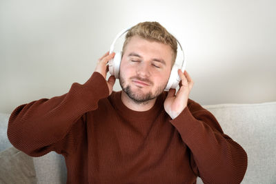 Portrait of young man with headphones 