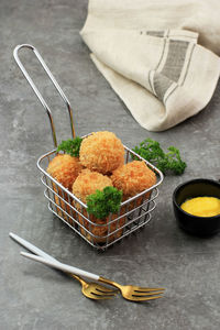 Bitterballen are a dutch meat based deep fried snack,