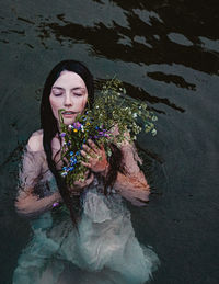 Nymph with flowers 