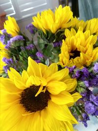 Close-up of yellow flowering plant