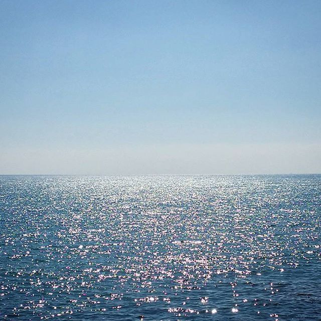 water, sea, waterfront, horizon over water, clear sky, copy space, scenics, rippled, tranquil scene, tranquility, nautical vessel, blue, beauty in nature, seascape, nature, transportation, idyllic, boat, outdoors, sky