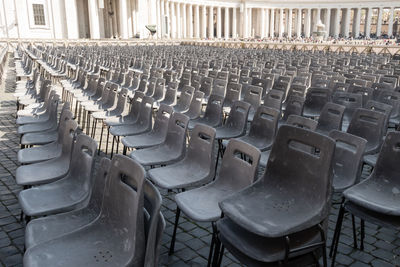 Empty chairs arranging at auditorium