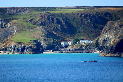 Enlargement on a small fishermen village .