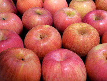 Full frame shot of apples for sale at market stall