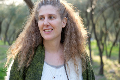 Portrait of a smiling young woman