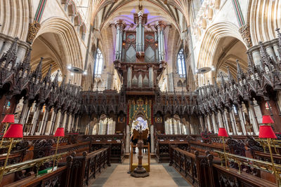 Photo of the quire inside exeter cathedral