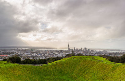 Mount eden with city of auckland