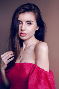 Portrait of a beautiful young woman