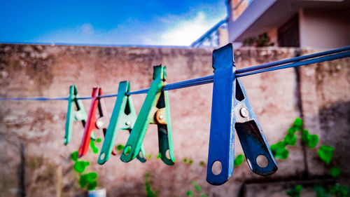 clothesline