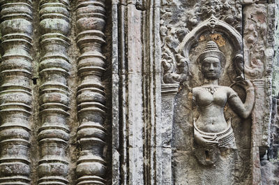 Sculpture of buddha statue in historic building