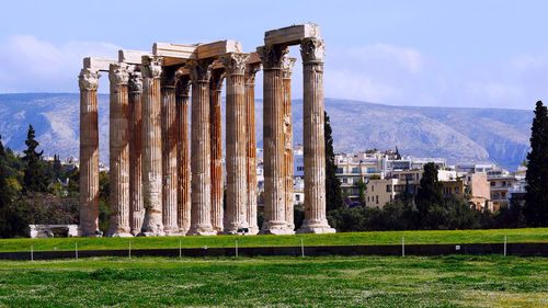 The temple of olympian zeus