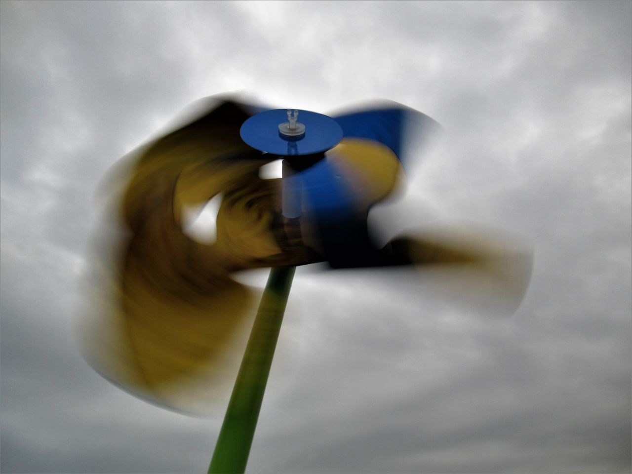 cloud, blue, yellow, sky, motion, no people, macro photography, green, light, nature, flag, close-up, wind, screenshot, outdoors