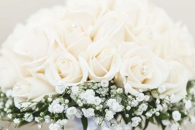 Close-up of white rose bouquet