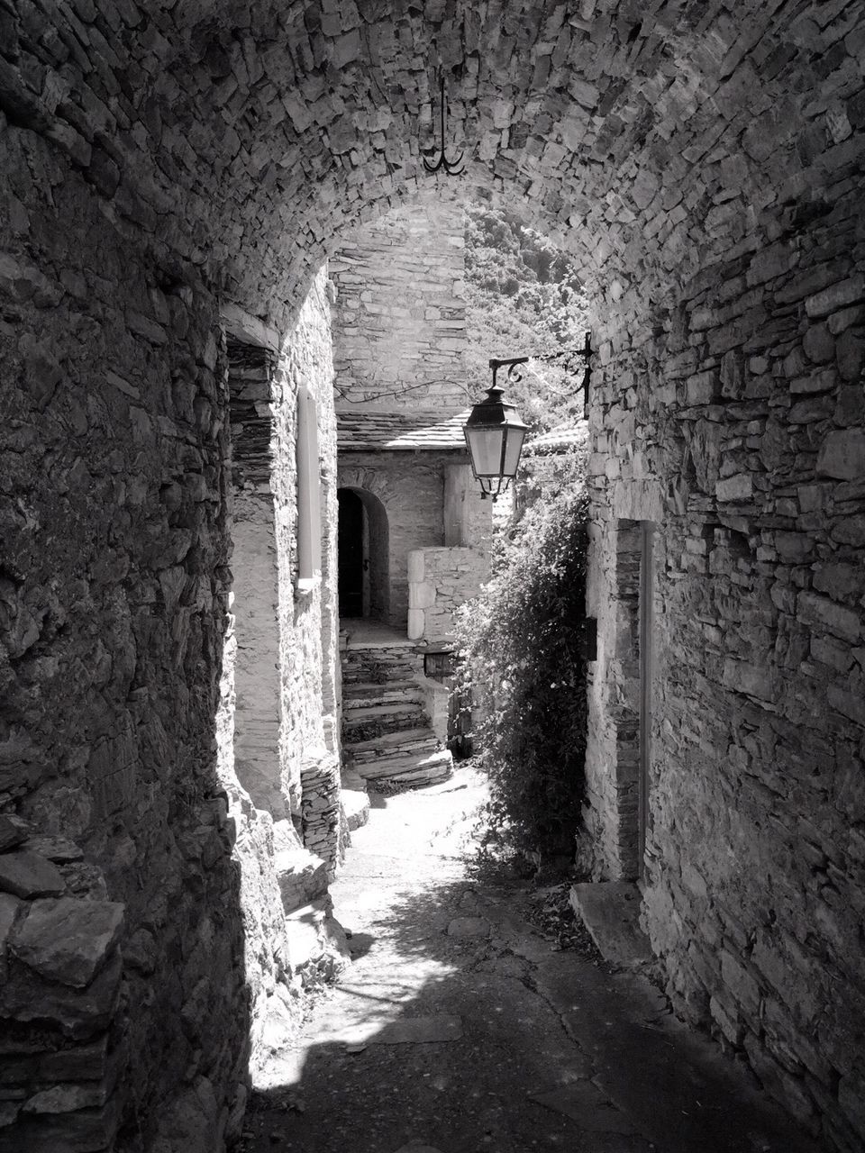 NARROW STREET LEADING TO OLD TOWN