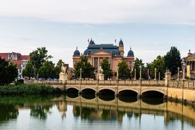 Schwerin, staatliches museum of schwerin, state museum schwerin, bridge and burgsee lake