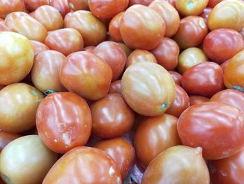 Full frame shot of oranges at market