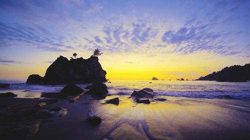 Confluence of nature beauty awesome beach with hills 