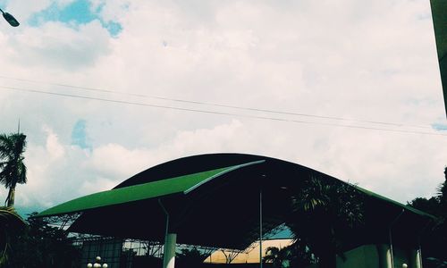 Low angle view of cloudy sky