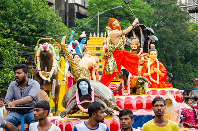 Group of people in statue