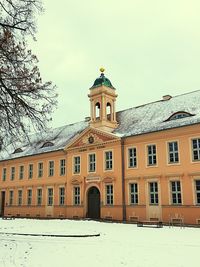 Sculpture of building against sky