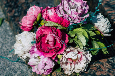 Close-up of rose bouquet